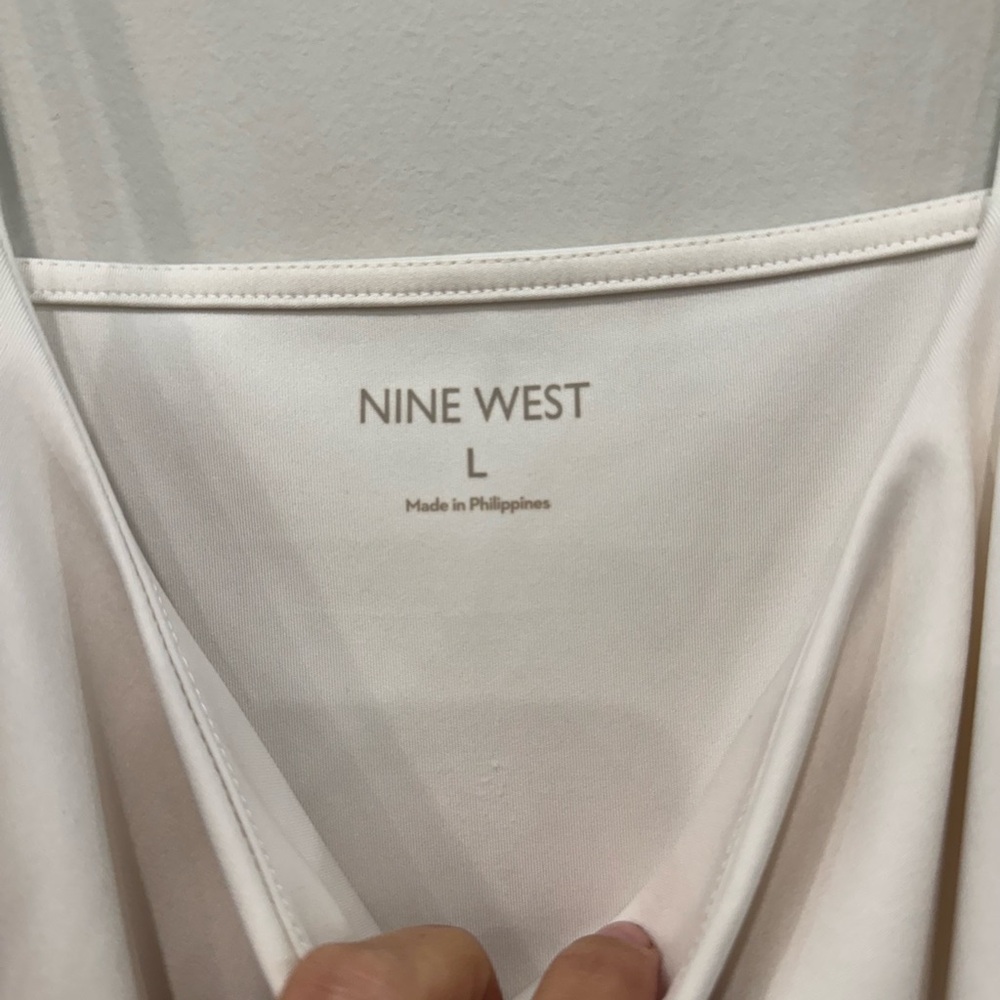 Vera Wang/9west 2pc outfit - Picture 3 of 10
